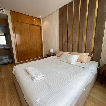 Luxury Appartement In Heart Of Casablanca Maarif Екстер'єр фото