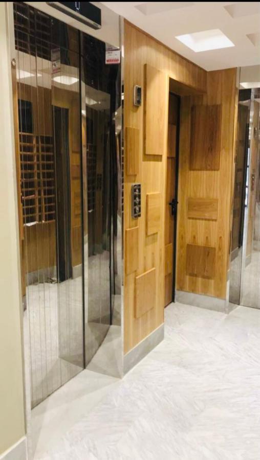 Luxury Appartement In Heart Of Casablanca Maarif Екстер'єр фото