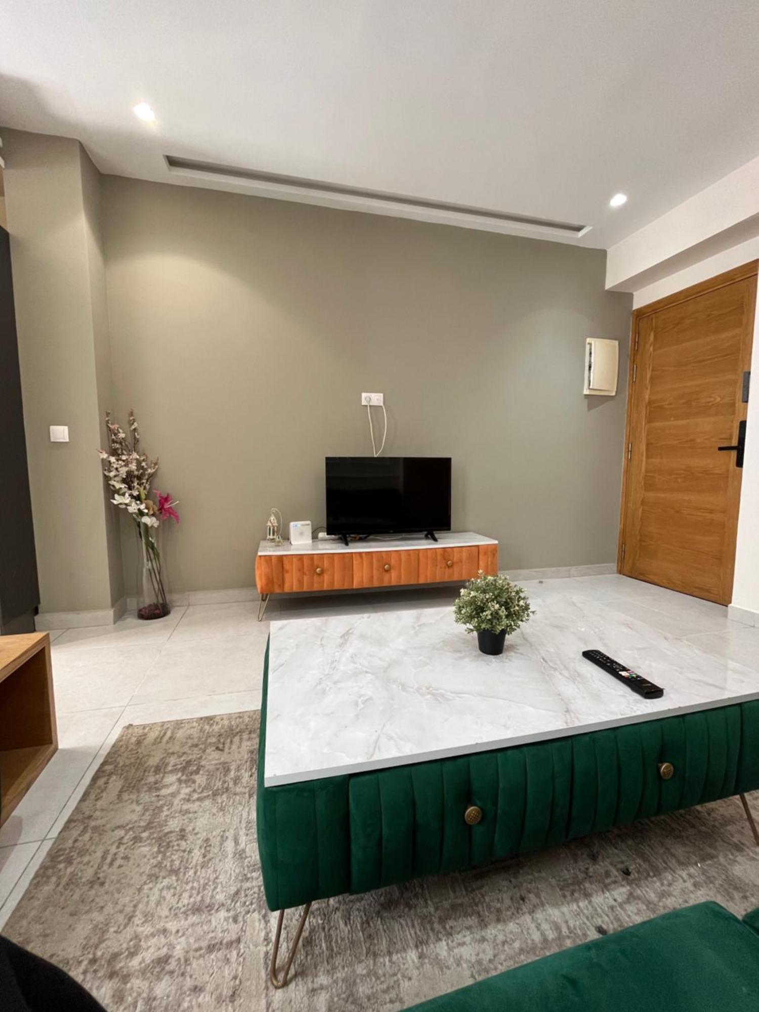Luxury Appartement In Heart Of Casablanca Maarif Екстер'єр фото